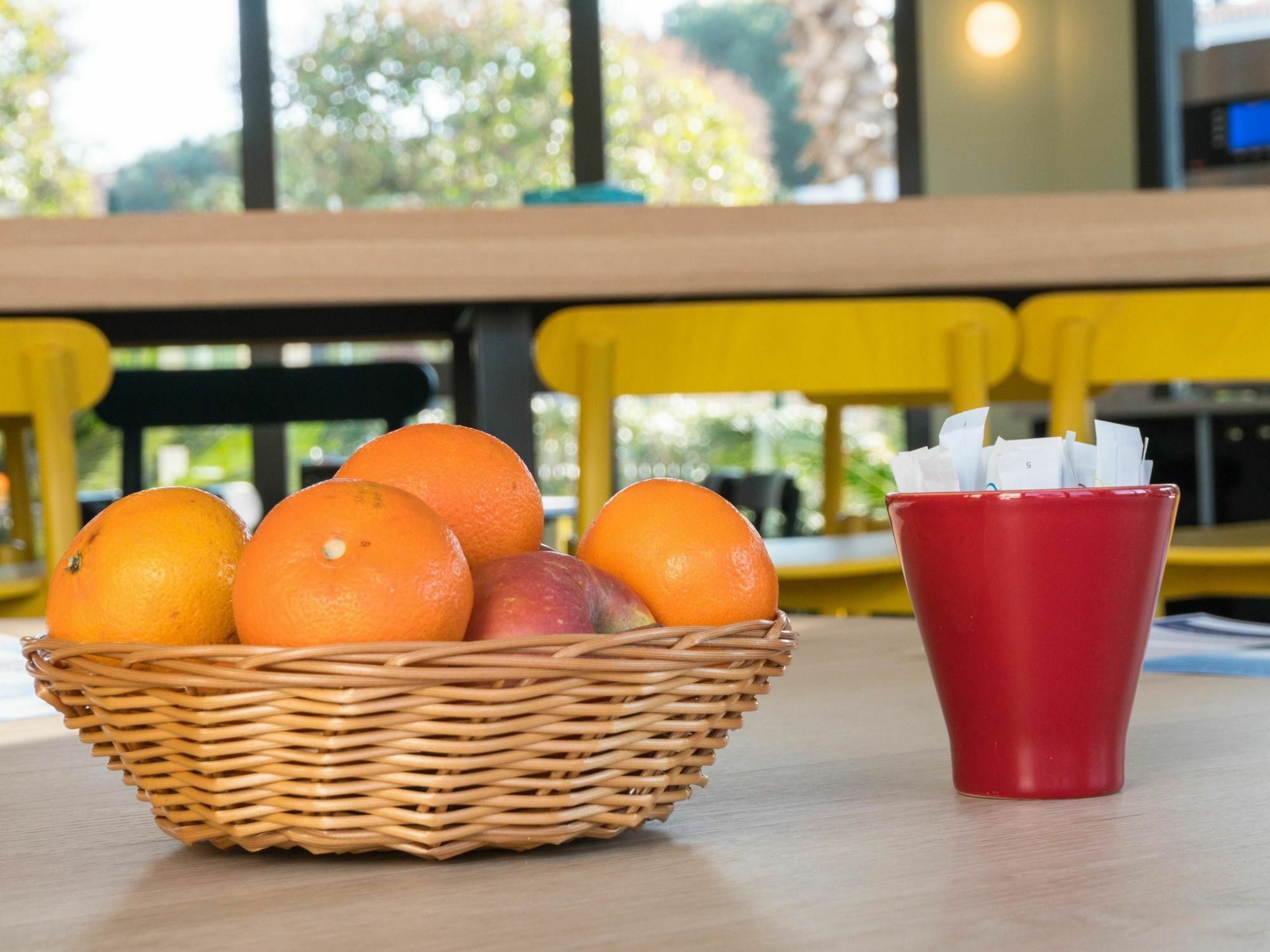 Ibis Styles Perpignan Canet En Roussillon Exteriér fotografie
